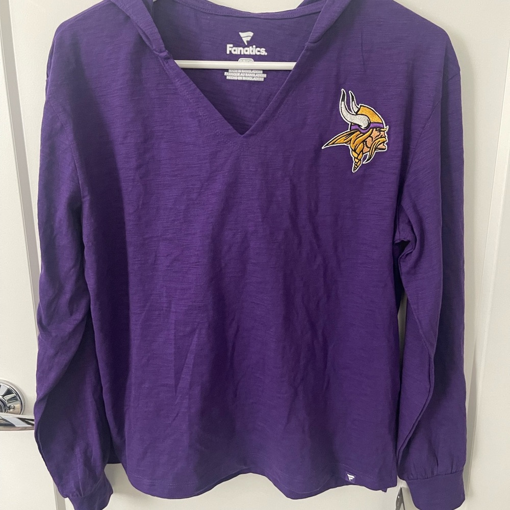 NWT Minnesota Vikings Fanatics Purple Hoodie with Logo